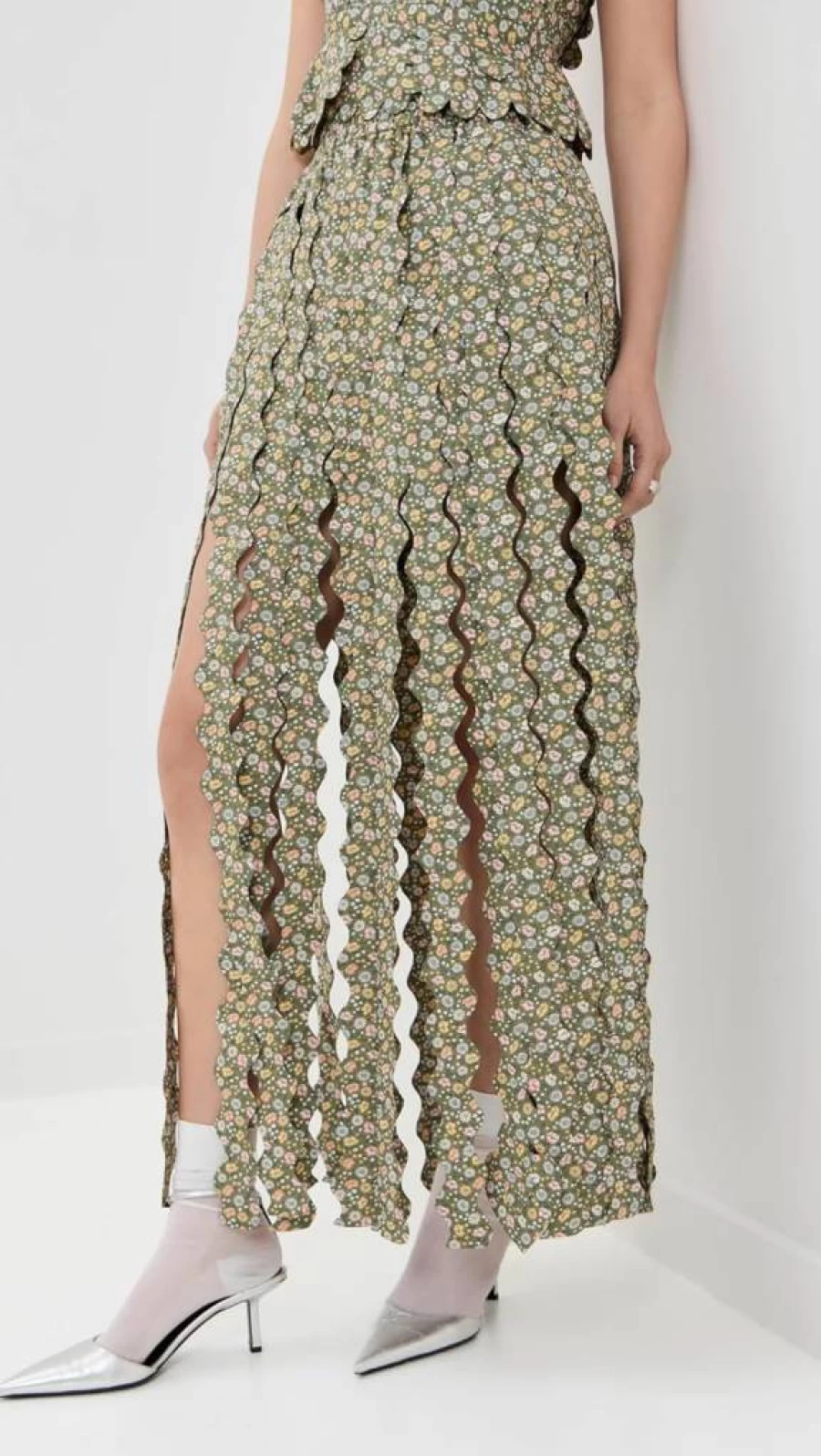 HORROR VACUI Women's Leilani Floral Maxi Skirt - Gothic Boho Long Skirt with High Waist