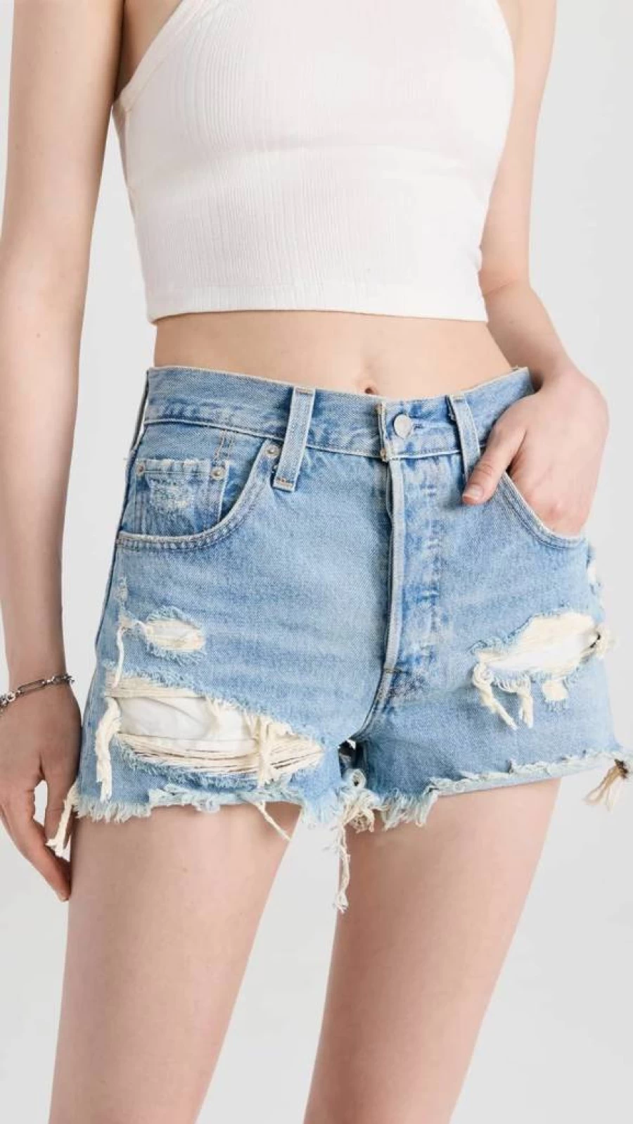 Levi's Women's 501 Original Shorts - Classic Fit Denim Shorts - 25 Inch Inseam