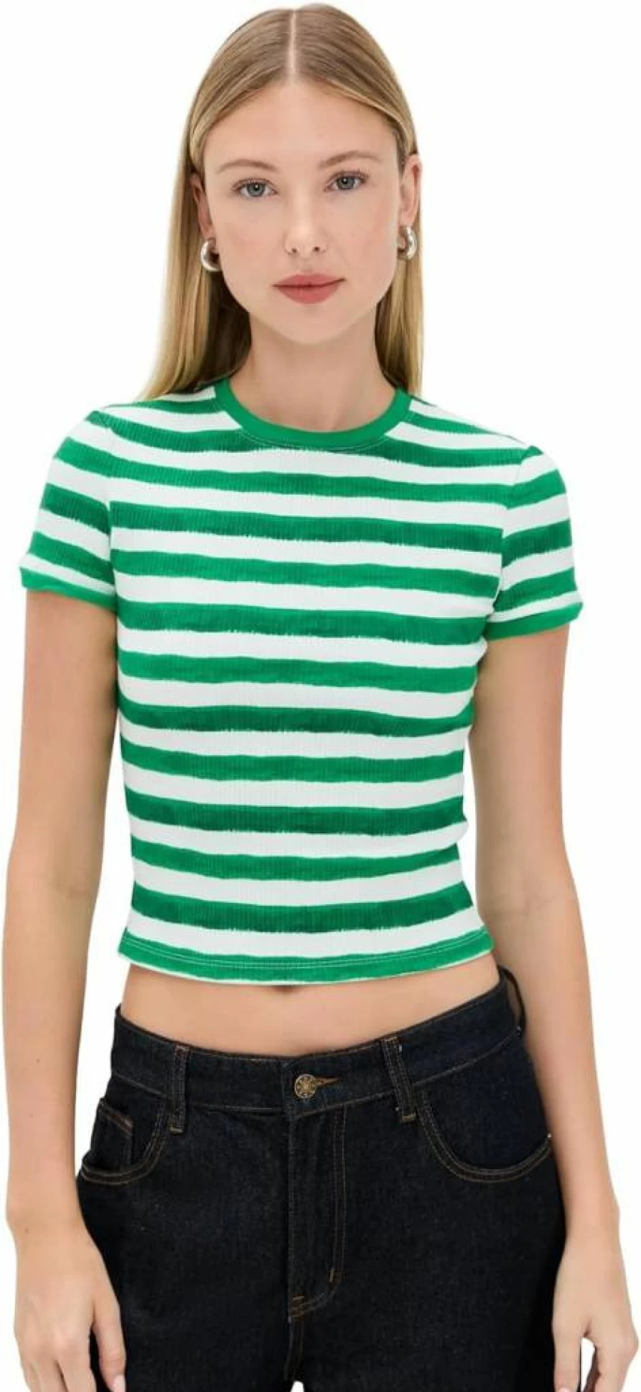 alice + olivia Women's Tess Crew Neck T-Shirt | Casual Short Sleeve Tee