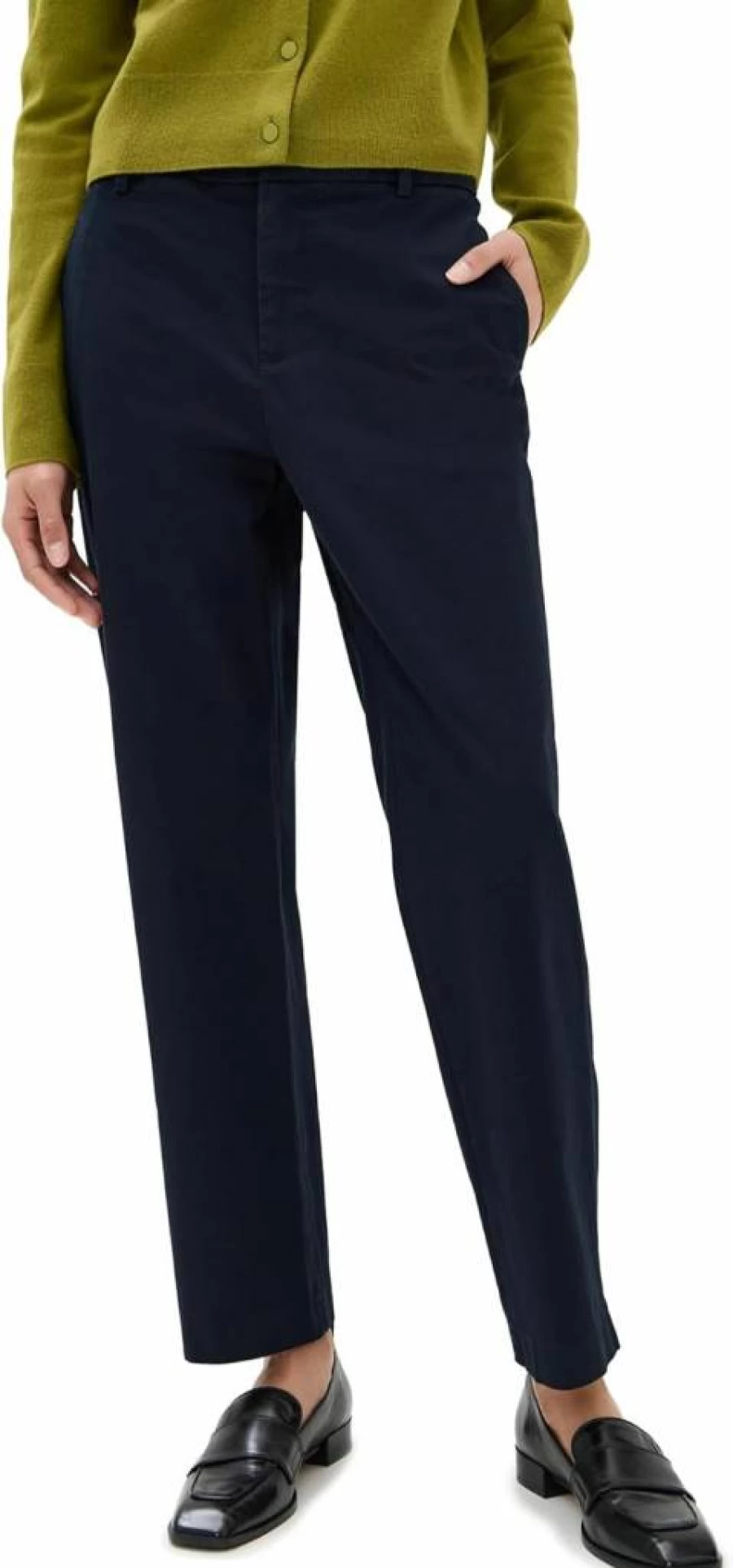 Vince Women's Classic Mid Rise Chino Pants - Comfortable Stretch Fit Casual Trousers