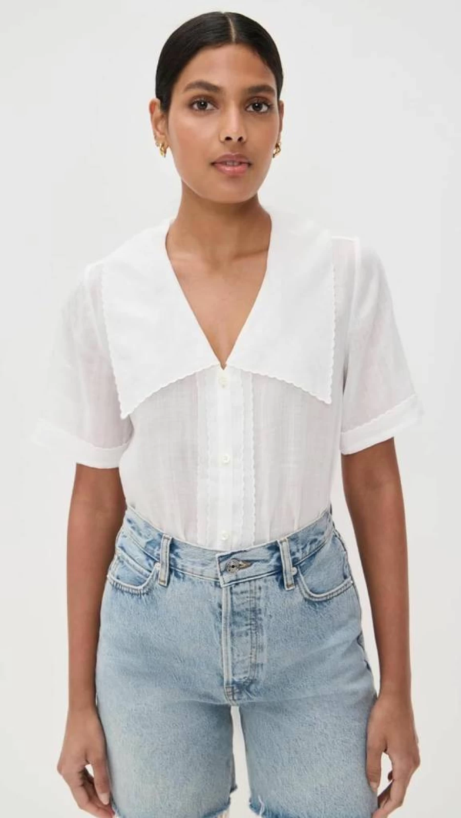 FRAME Women's Scallop Detail Sailor Blouse - Classic Navy Top with Feminine Design