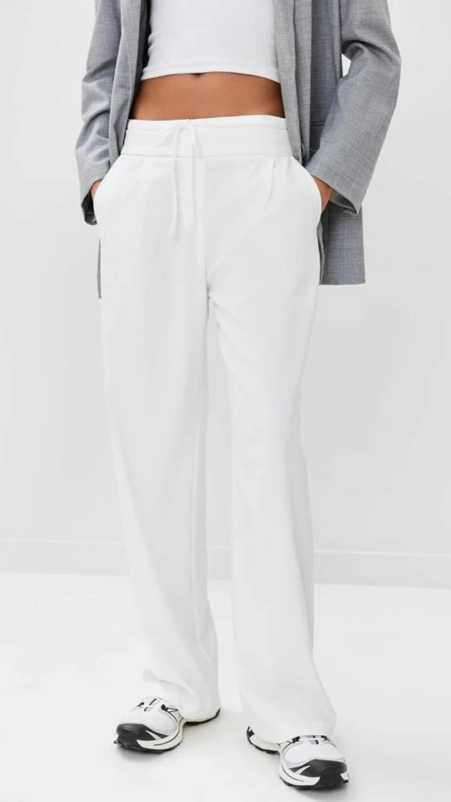 Lioness Women's Essential High-Waisted Stretch Pants - Comfortable Everyday Trousers for Casual & Work Wear