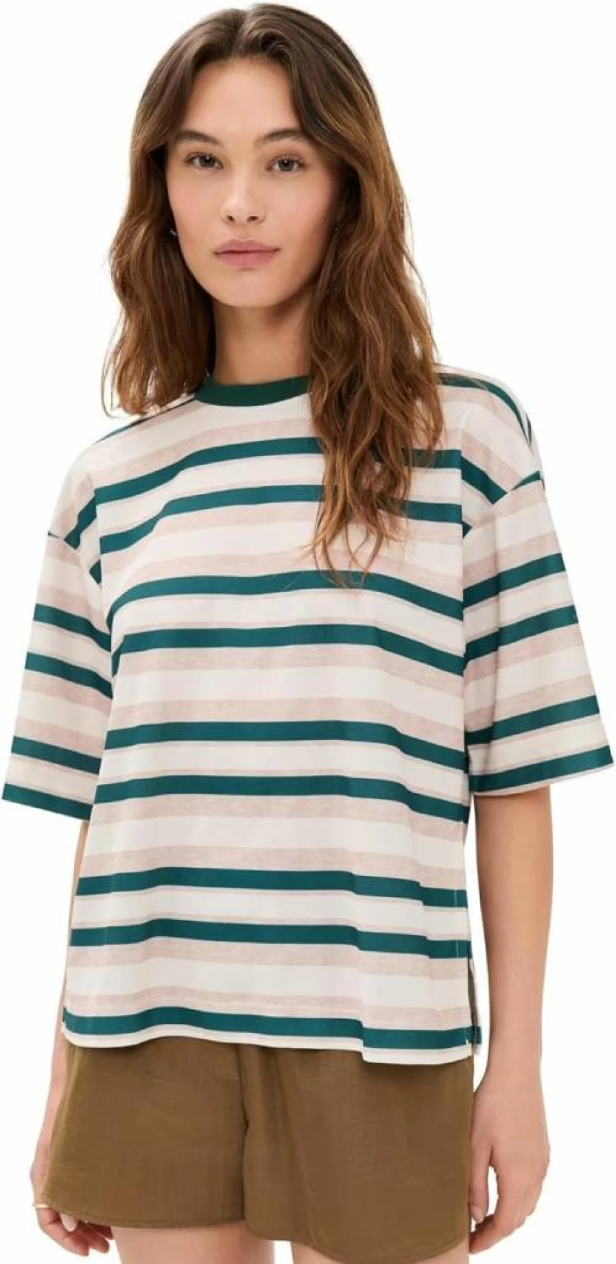 Lioness Women's Trendy T-Shirt - Stylish & Comfortable Emerging Tee