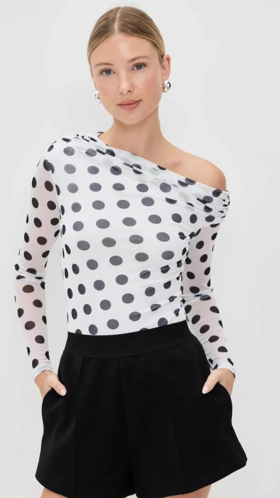 AFRM Women's Barry Blouse - Stylish Casual Top for Women