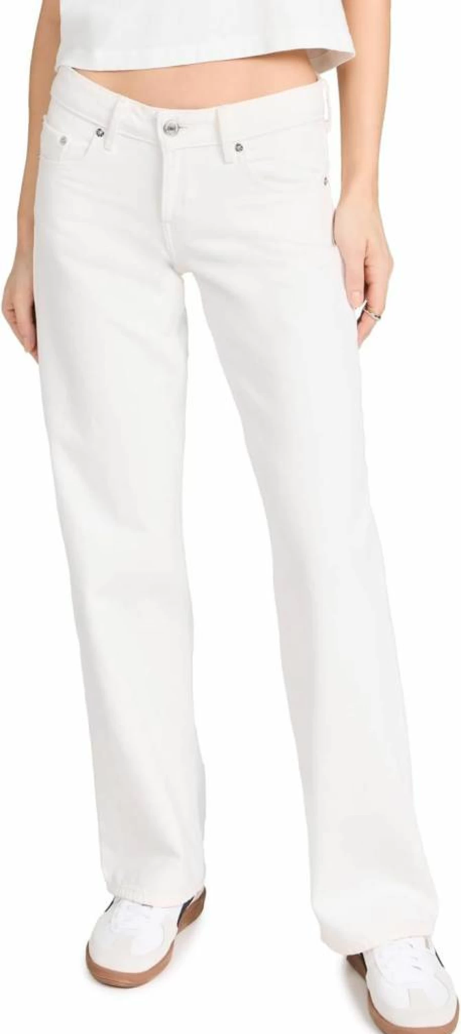 Levi's Women's Low Loose Fit Jeans - Classic Denim Pants for Casual Comfort